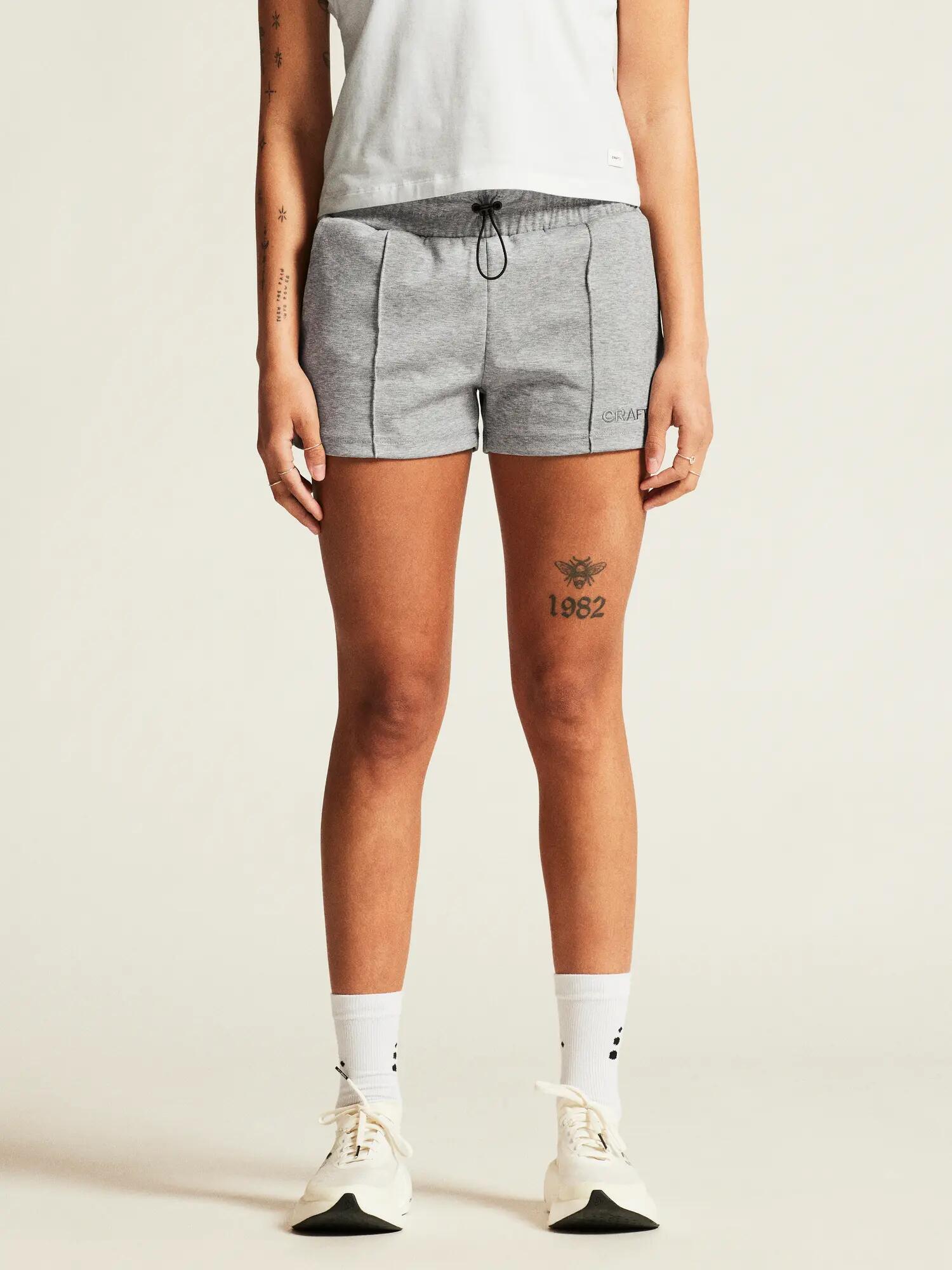 craft ADV Join Sweat Shorts W – short sweat confort, coupe large – Grey Melange 6/7
