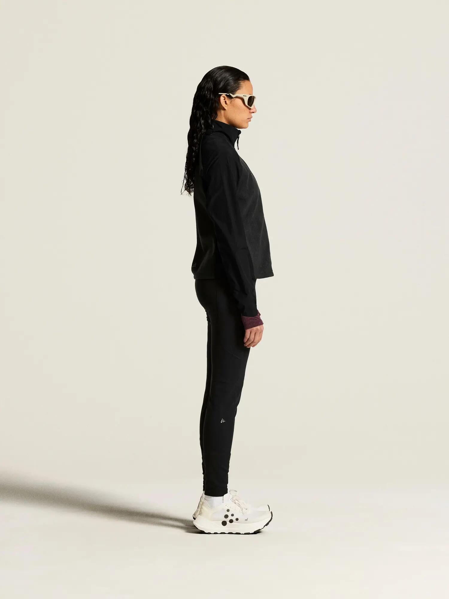craft Fleece Jersey Jacket W – Fleecejacke mit winddichten Ärmeln – Black 3/7