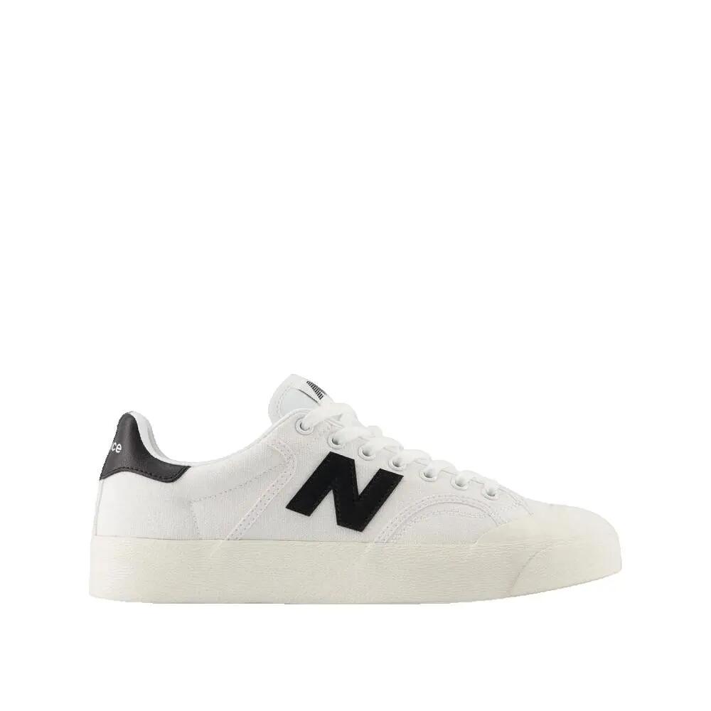 NEW BALANCE picture
