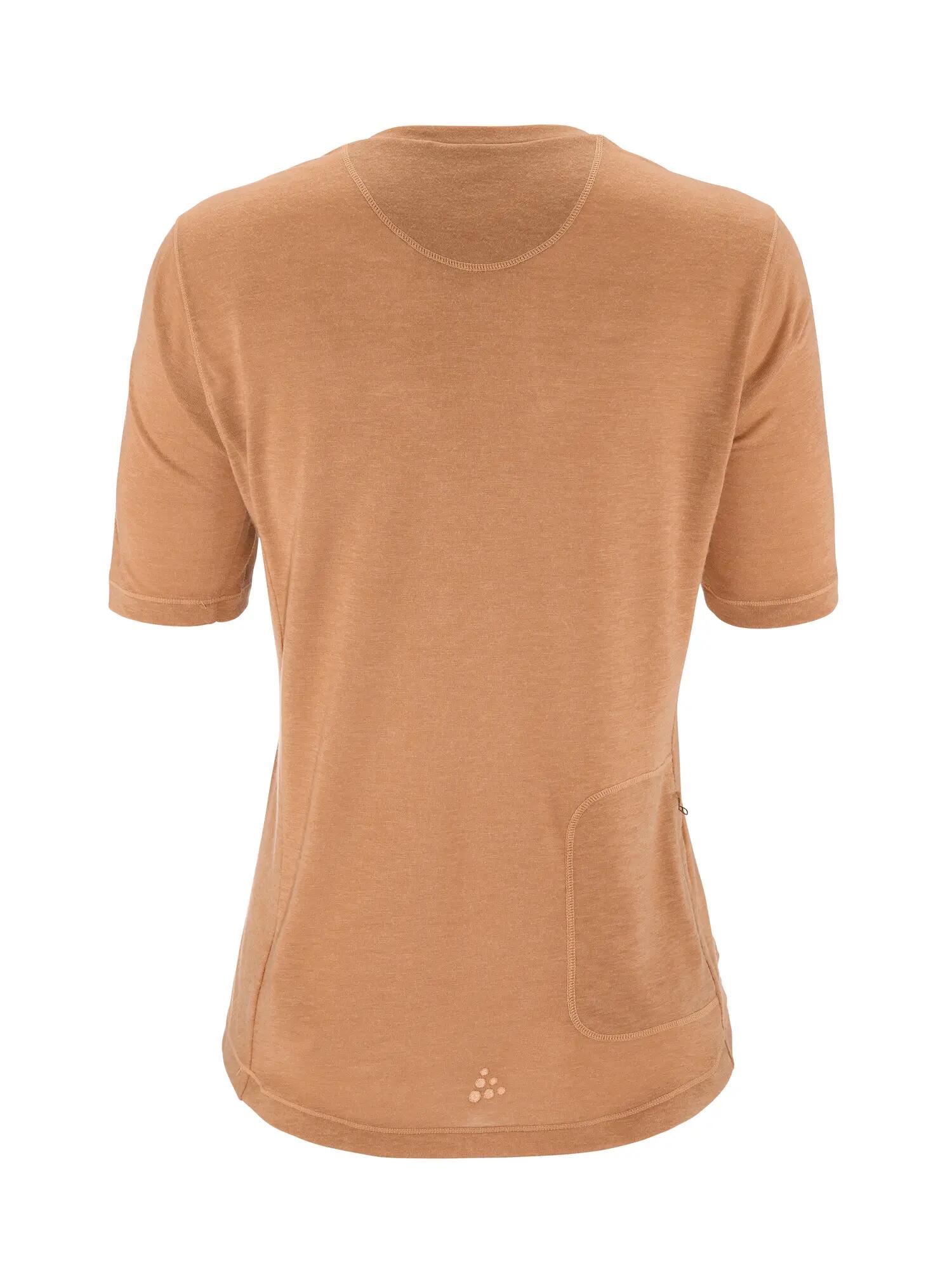 craft Everyday Wool SS Tee W — Merinowolle & Recycling-Polyester – Syrup/Melange 4/7