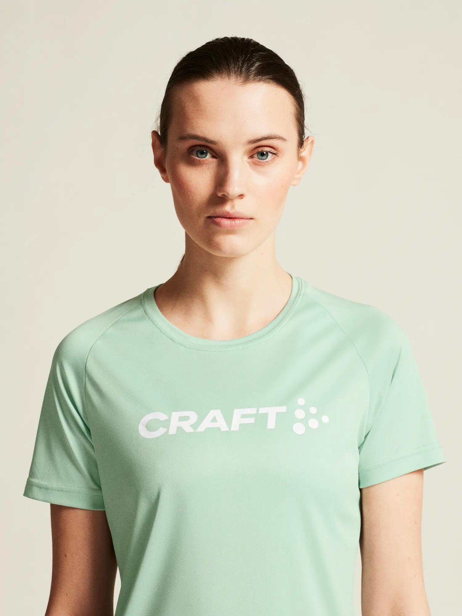 craft CORE Essence Logo Tee W – Trainingsshirt aus recyceltem Polyester – Plexi 6/7