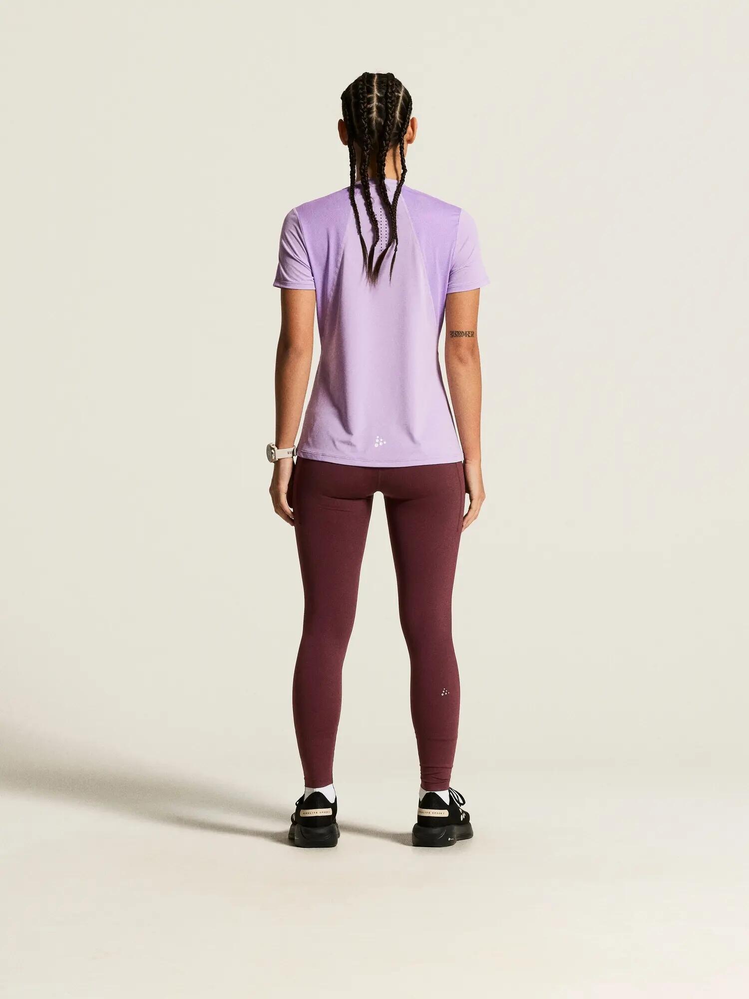 craft ADV Essence SS Tee 2 W - Atmungsaktives Trainingstop aus 5/7