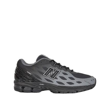 Chaussures de course pour hommes NEW BALANCE 1906 PHANTOM FIT Noir / Gris