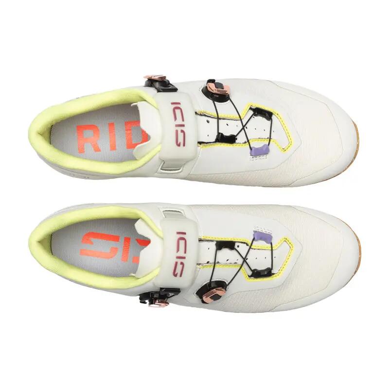 RAVIX ijswitte schoenen 5/6
