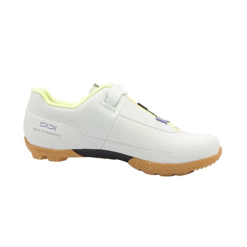 RAVIX ijswitte schoenen 2/6