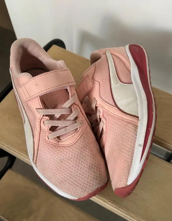 Tussen Particulieren - Roze Puma-sportschoen 5/5