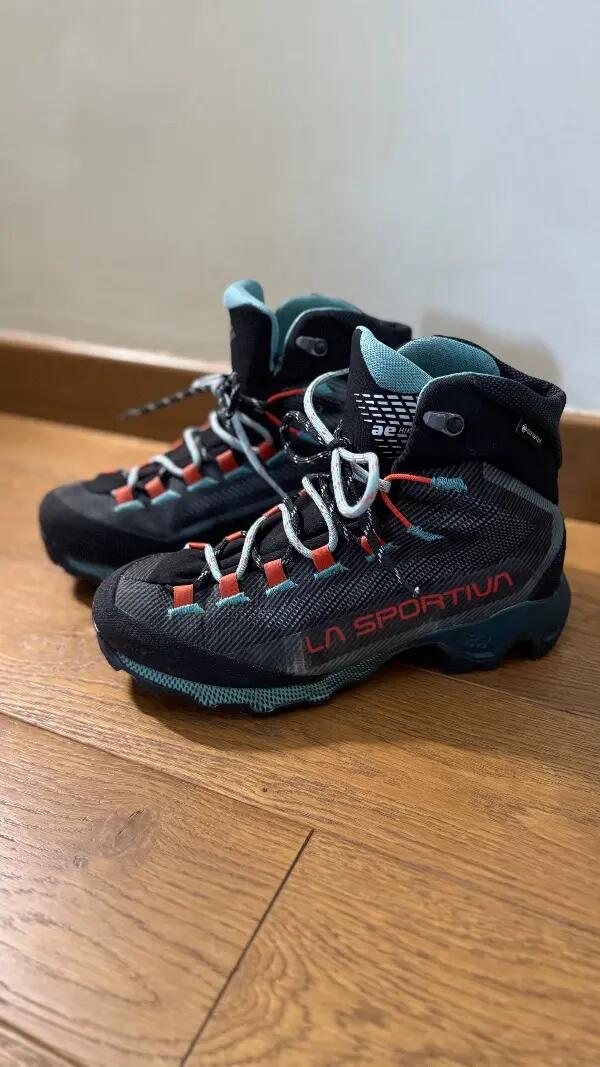 LA SPORTIVA picture