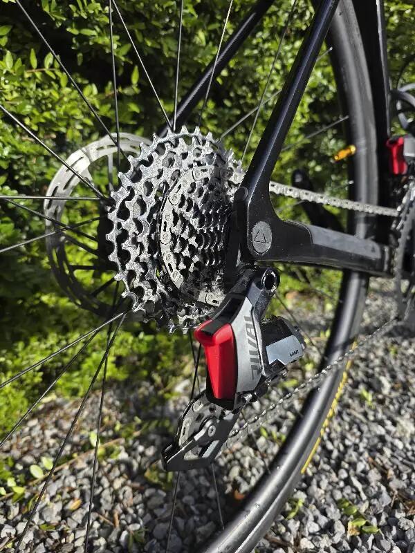 Entre Particuliers - Vélo de route  Endurace CF 7 AXS 3/7
