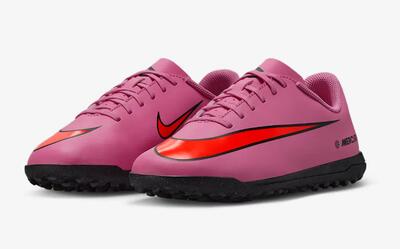 Voetbalschoenen nike mercurial vapor 16 club tf roze