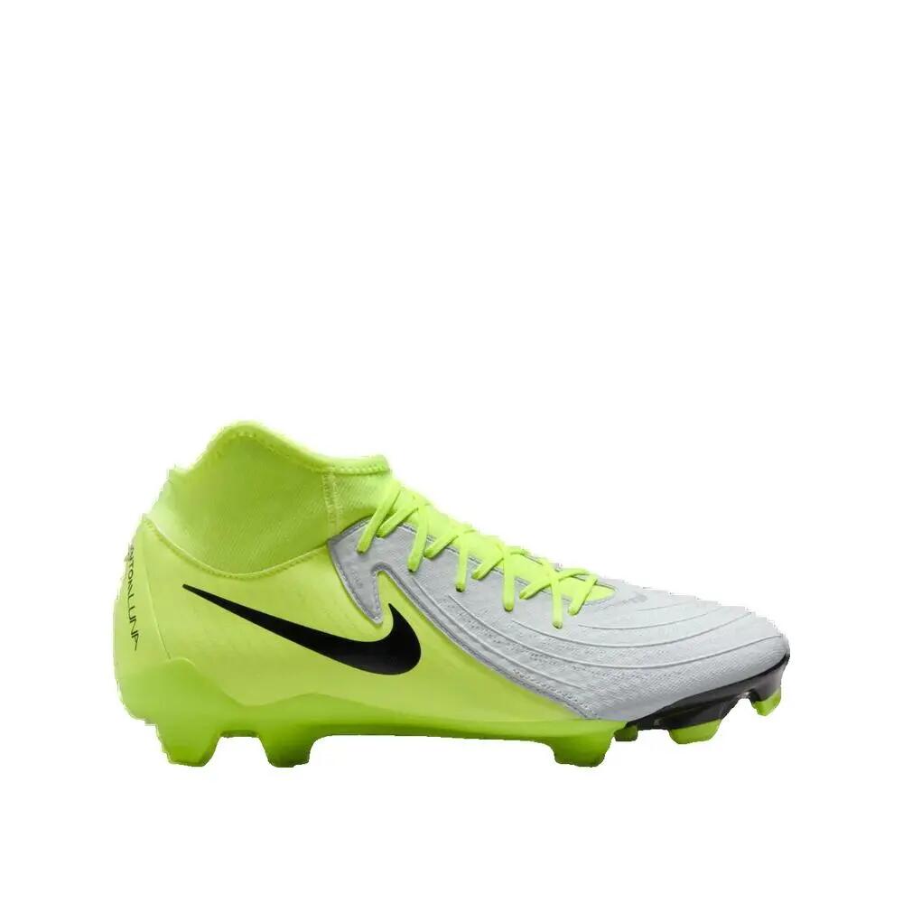 NIKE picture