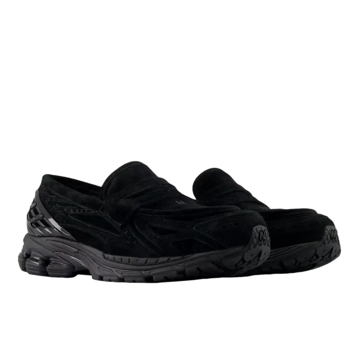 1906L Black Suede 5/6