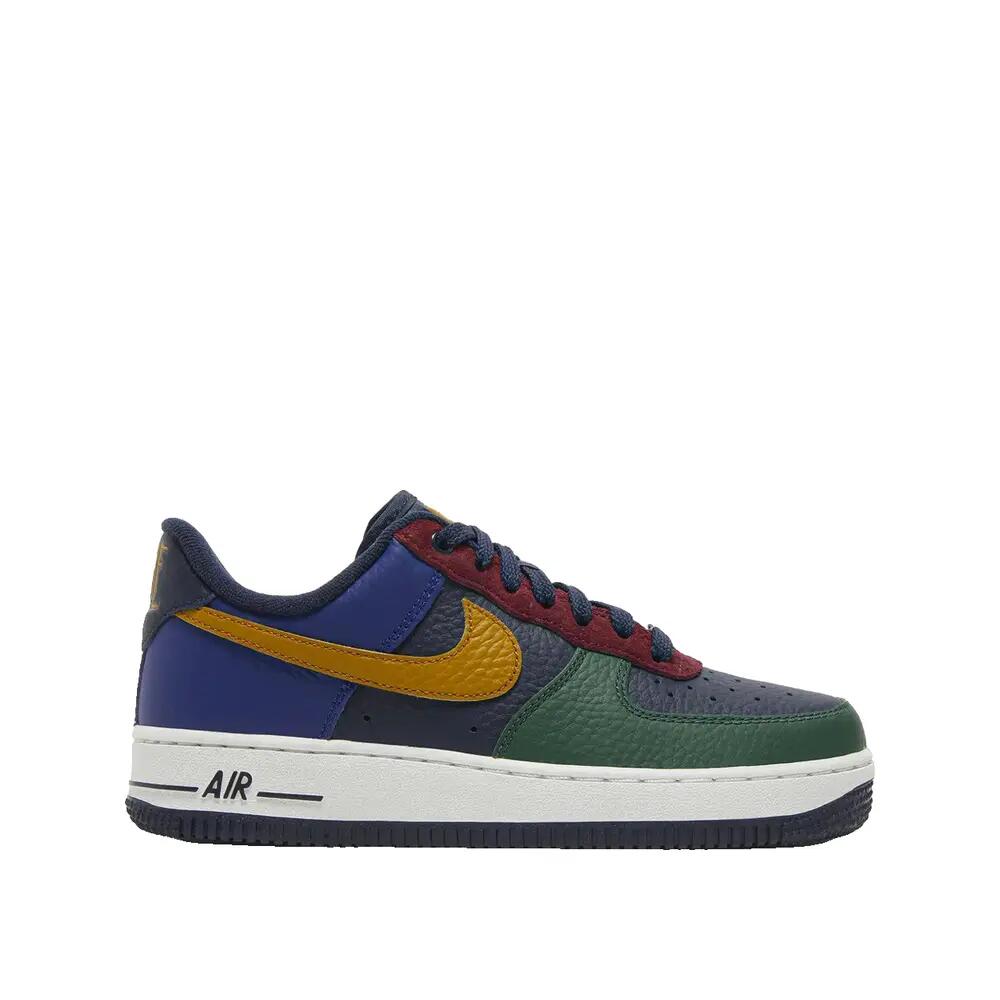 NIKE picture