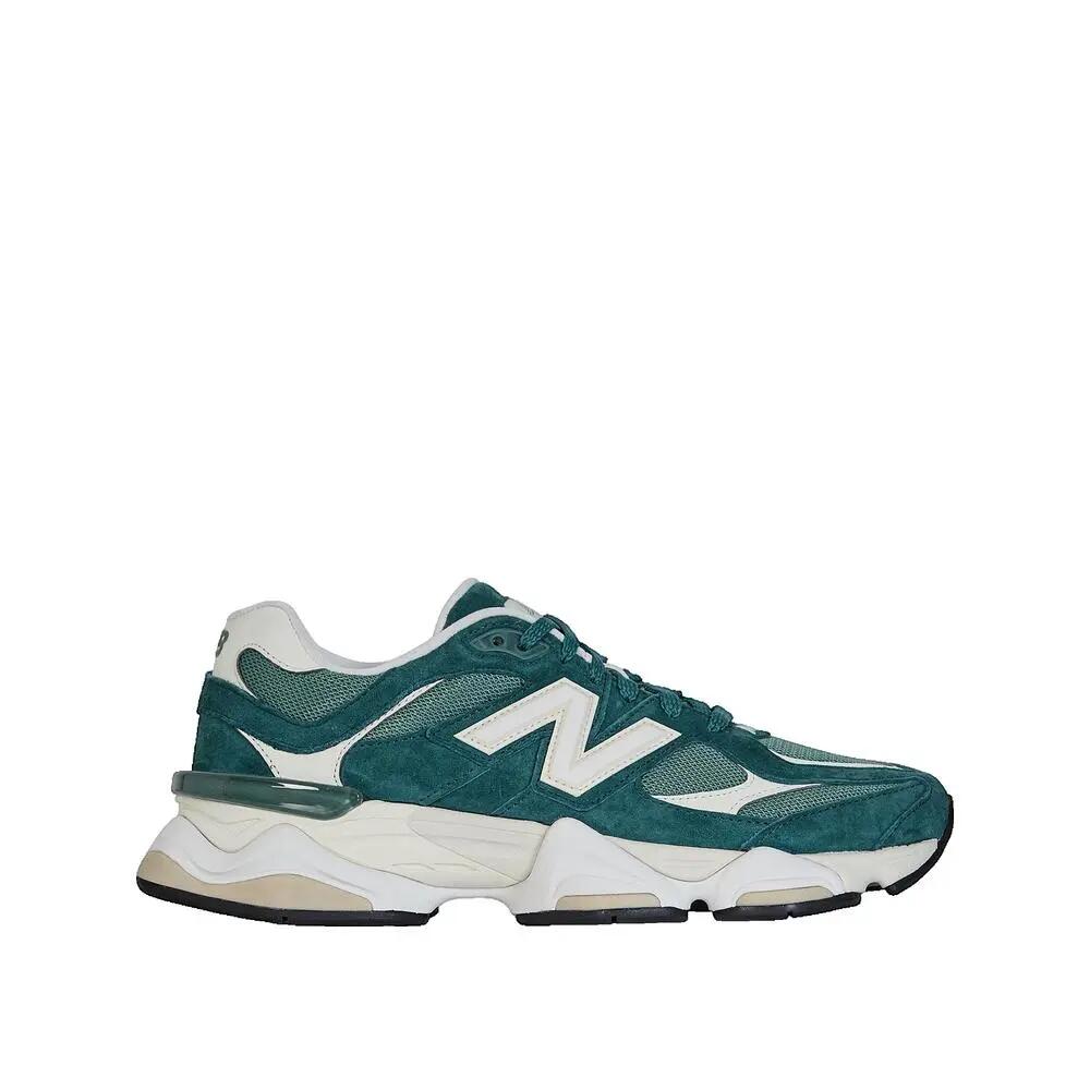 NEW BALANCE picture