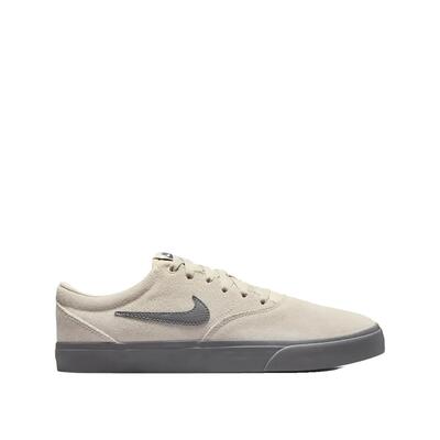 Nike charge suede beige schoenen