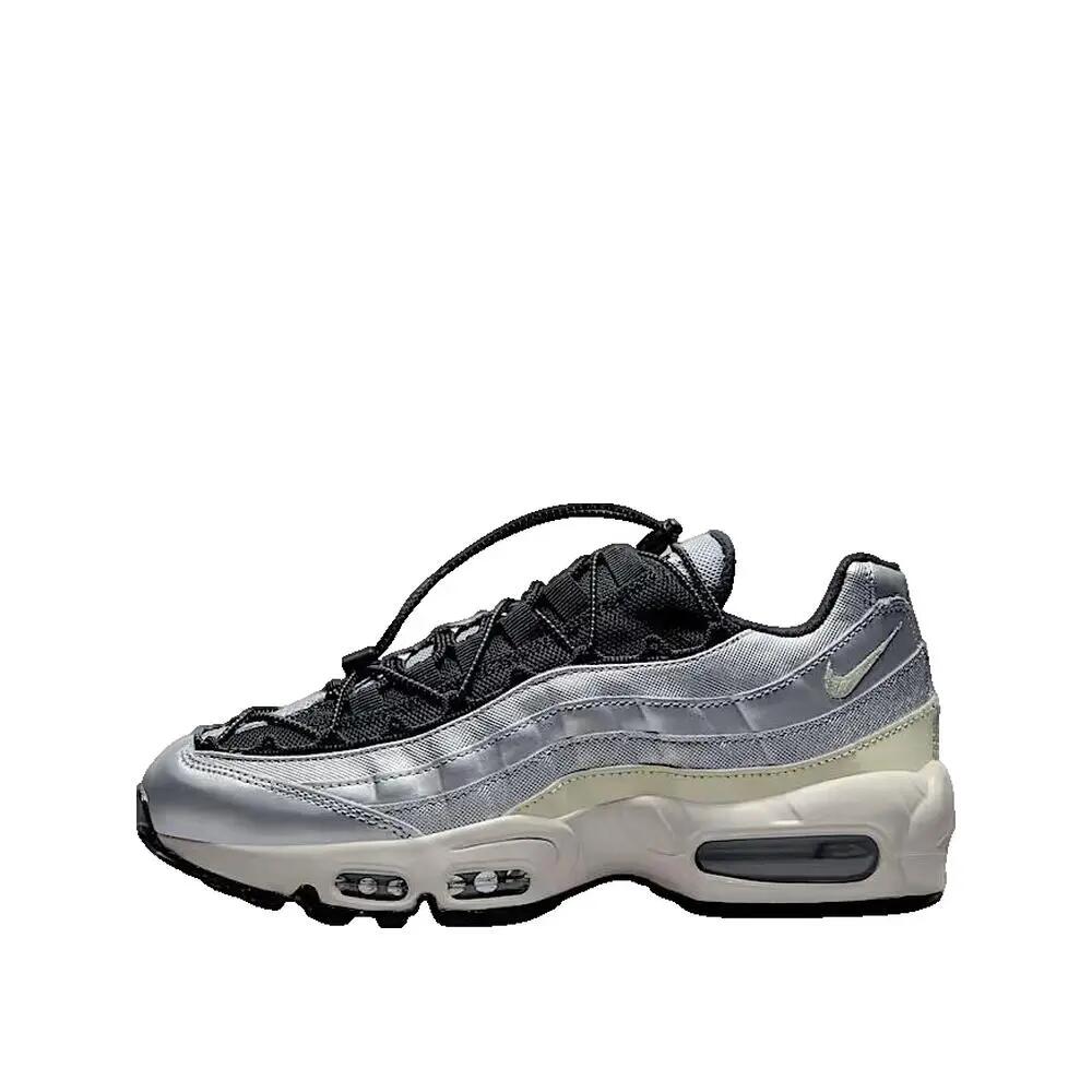 NIKE picture