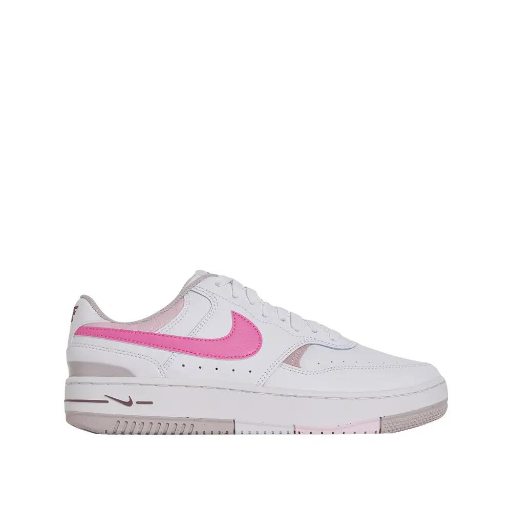 NIKE picture