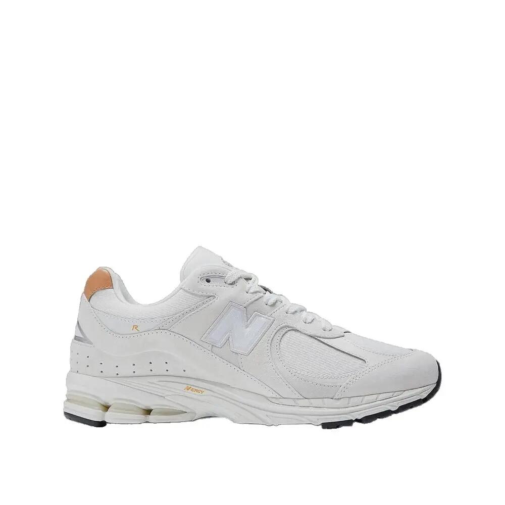 NEW BALANCE picture