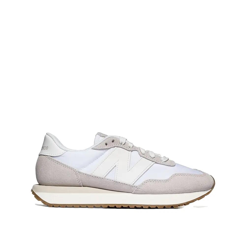 NEW BALANCE picture