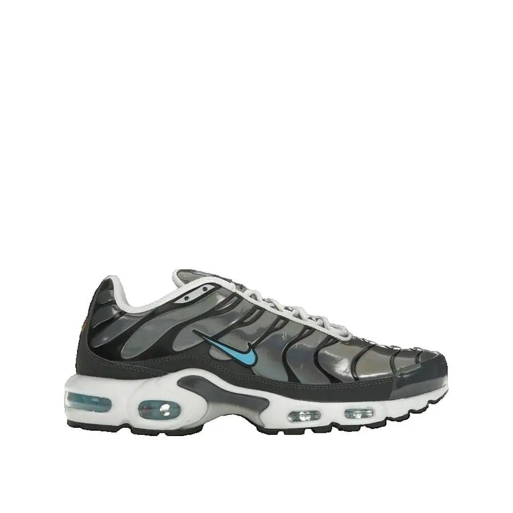 NIKE picture