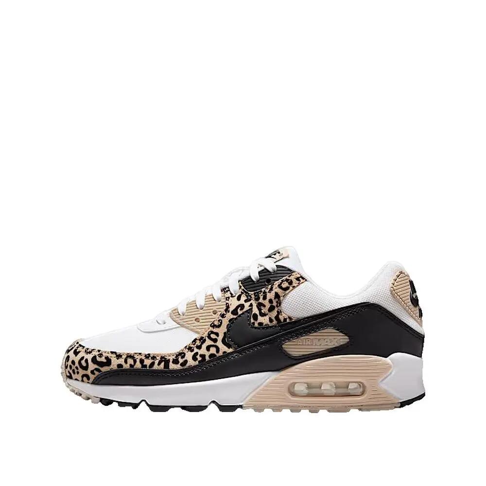 NIKE picture