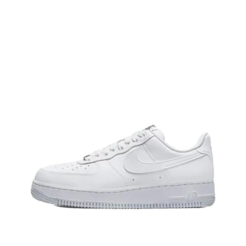 NIKE picture