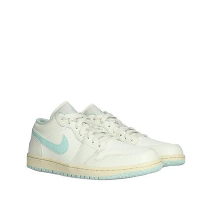 Zapatos Nike Air Jordan 1 Low Sail Igloo Blanca
