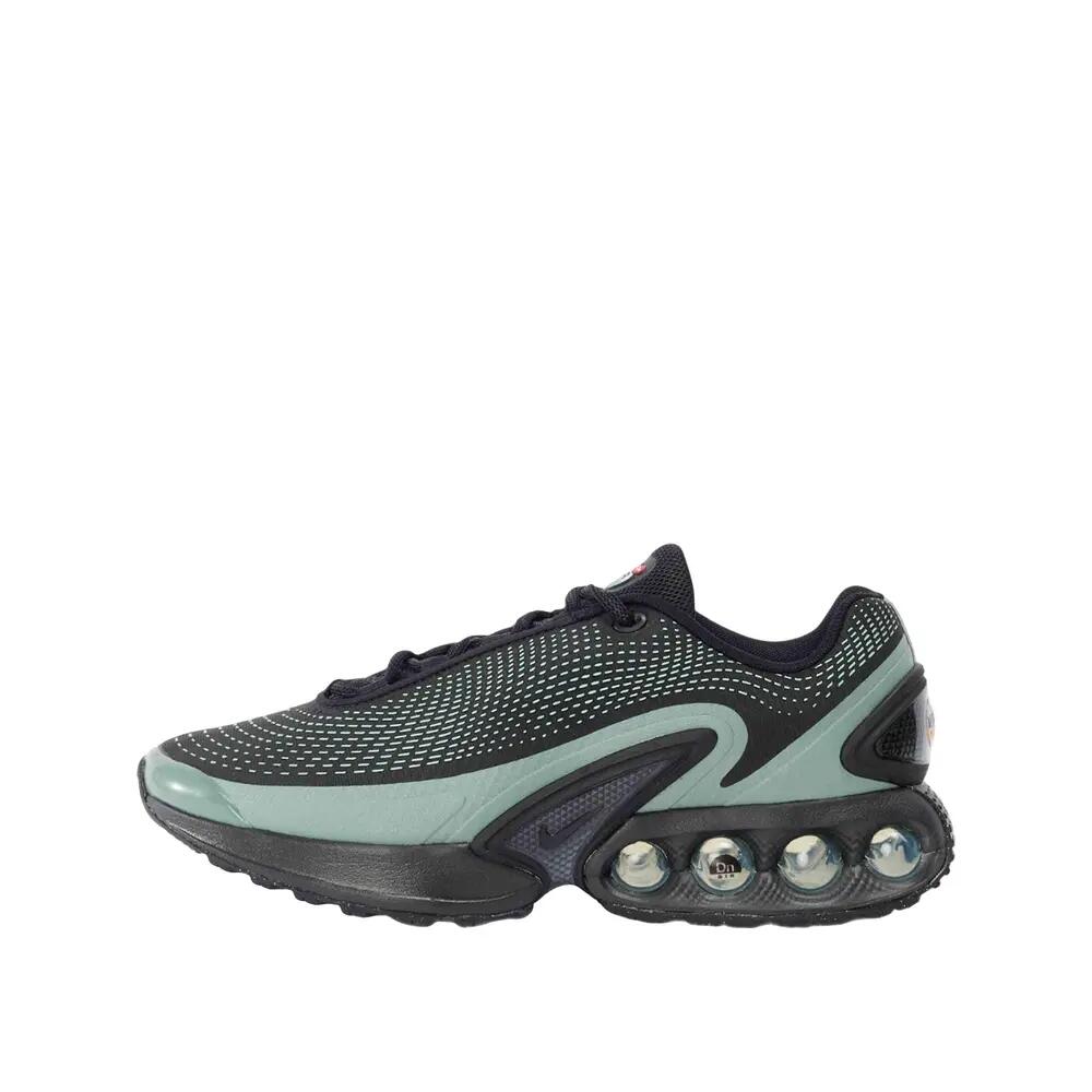 NIKE picture