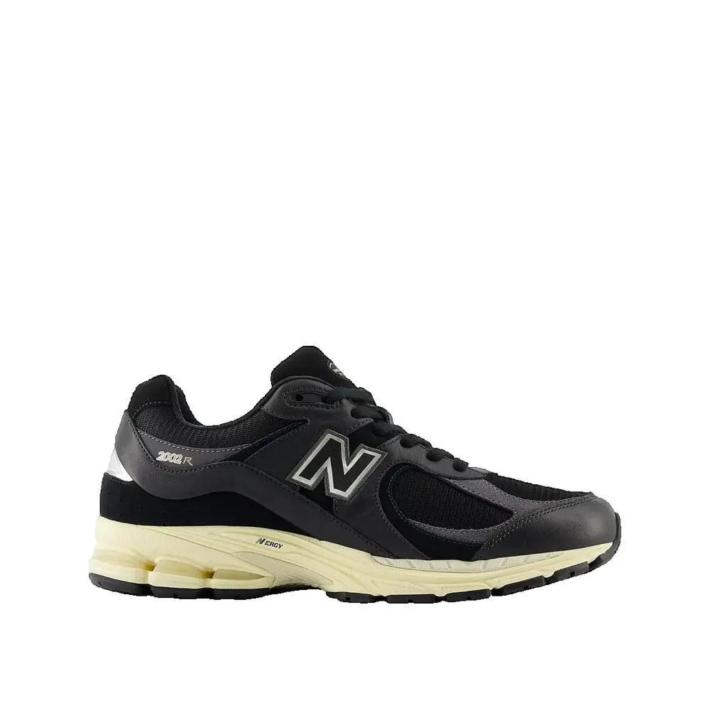 NEW BALANCE picture