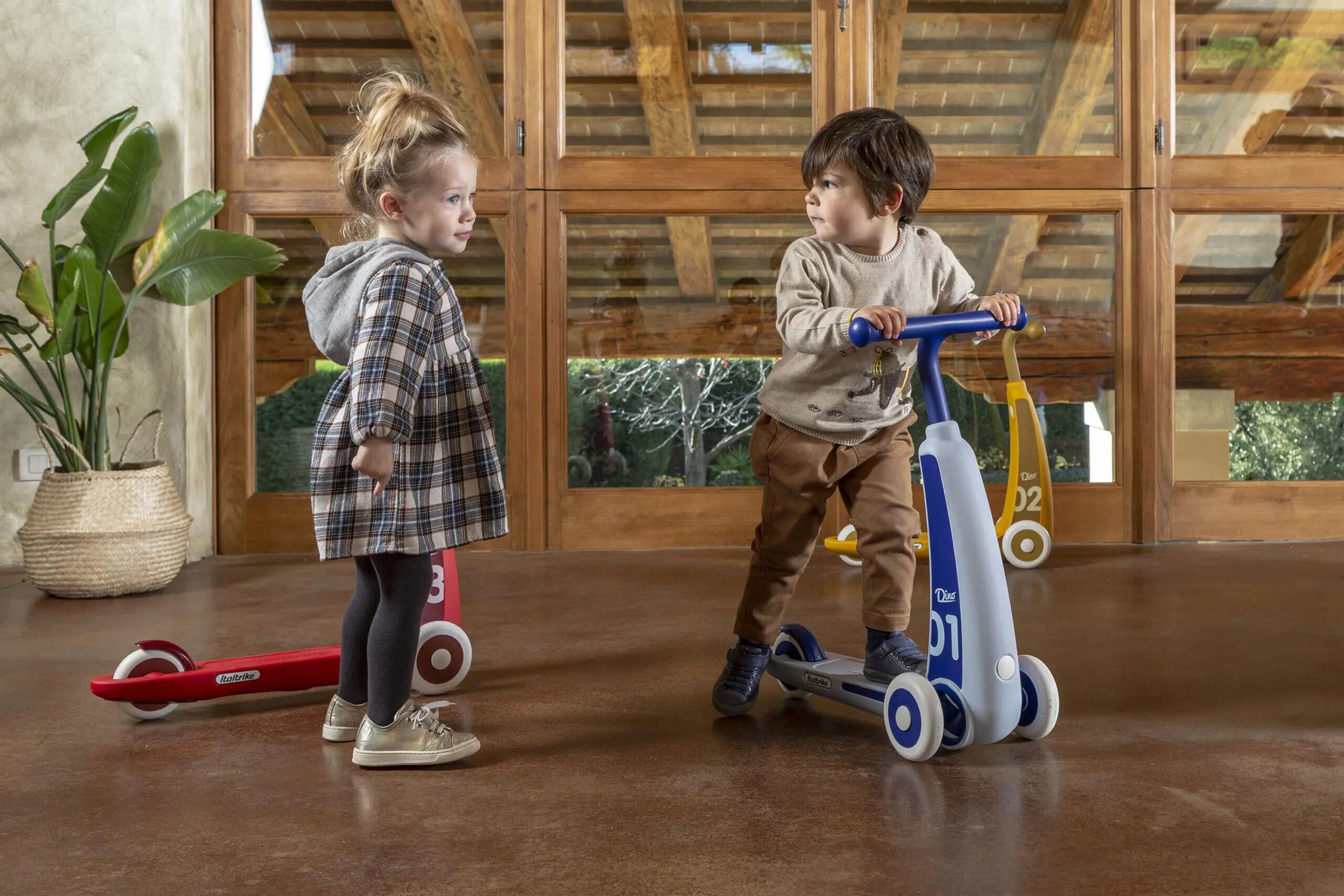 Italtrike Dino Monopattino a tre ruote bambini 2-4 anni Giallo 5/7