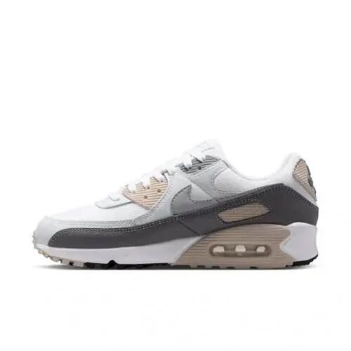 NIKE picture