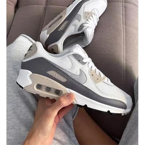 Sapatilhas para mulher Nike Air Max 90 2/8