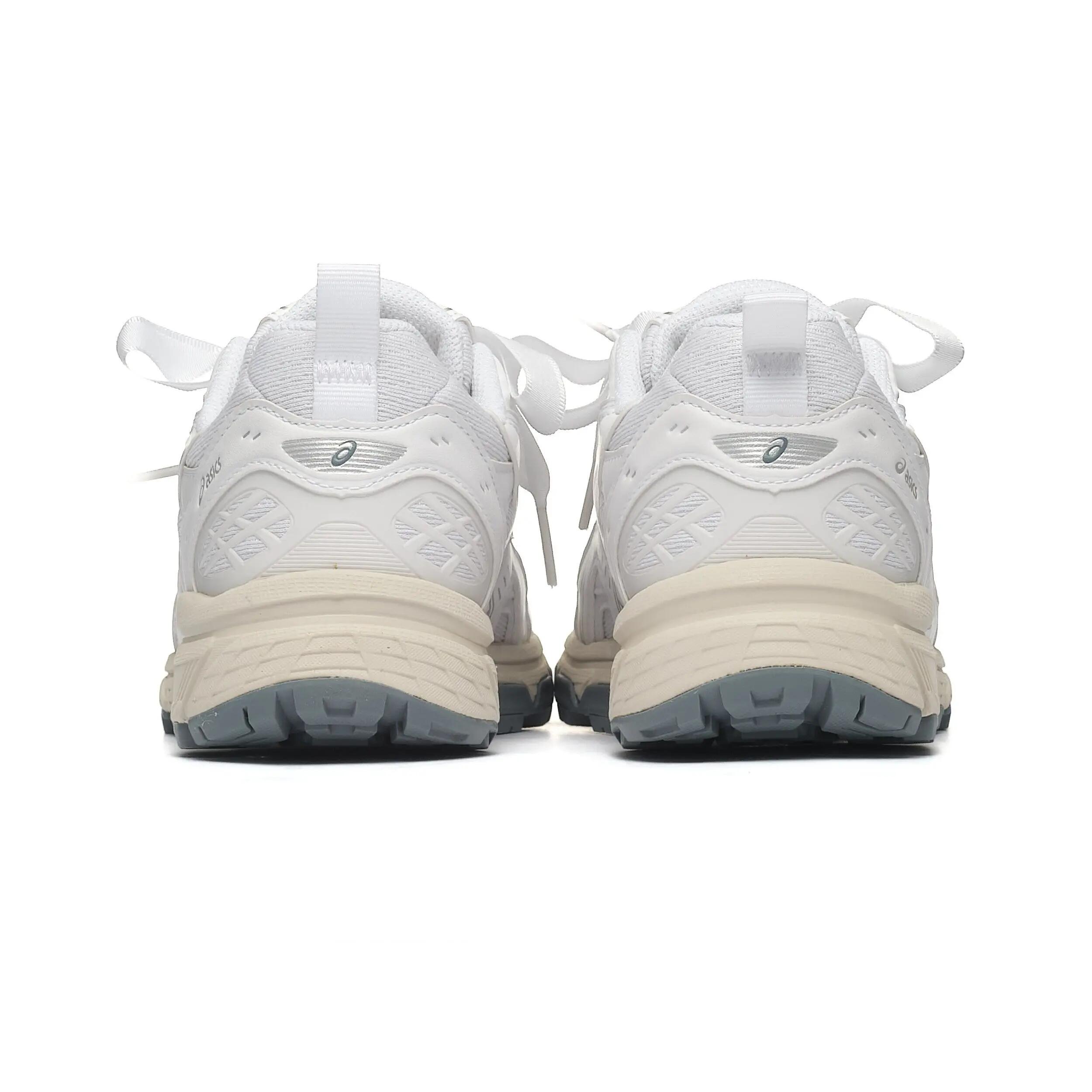 ASICS Gel-Nunobiki Wanderschuhe Weiß/Silber 6/6