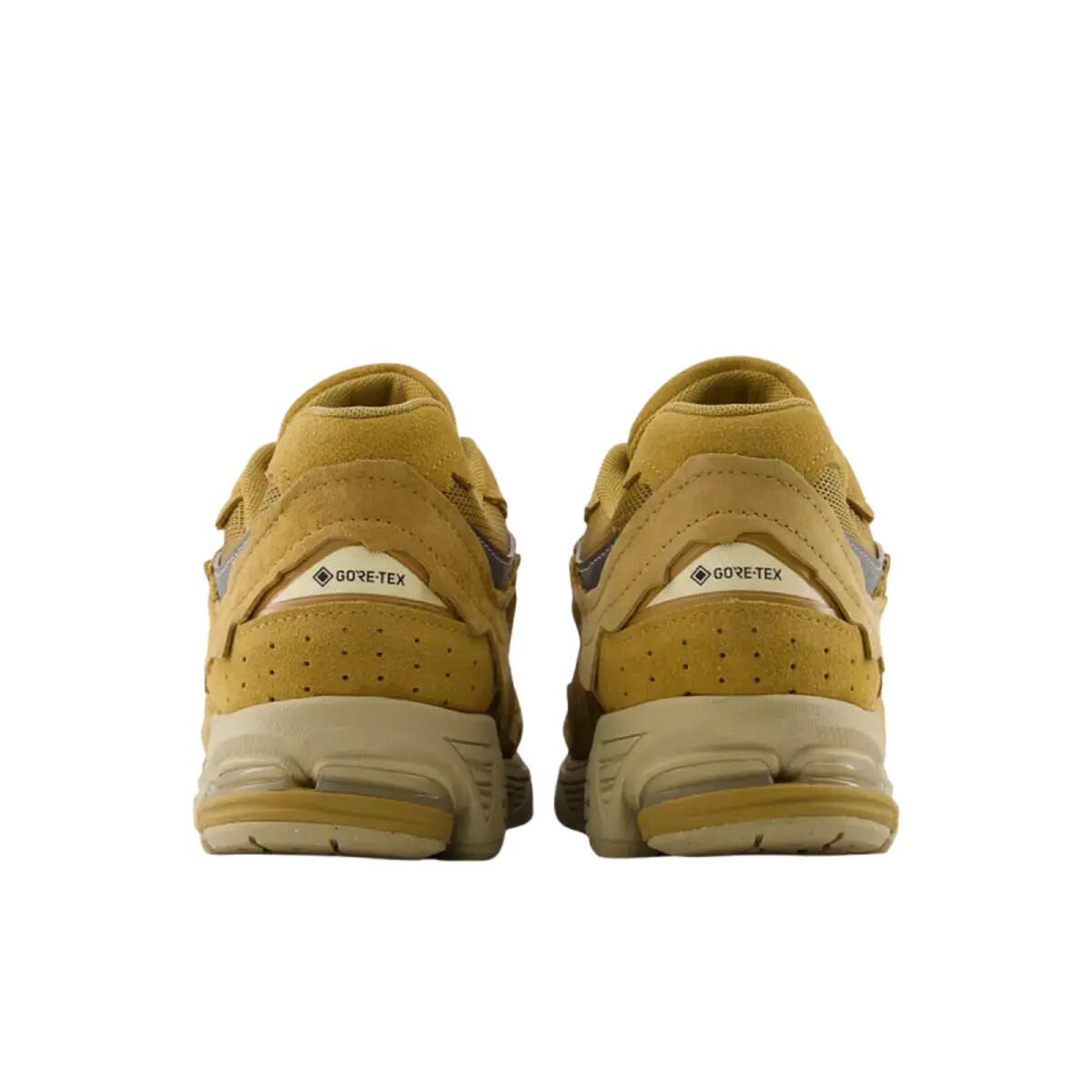New Balance 2002R Gore-Tex Protection Pack Stucco 6/6