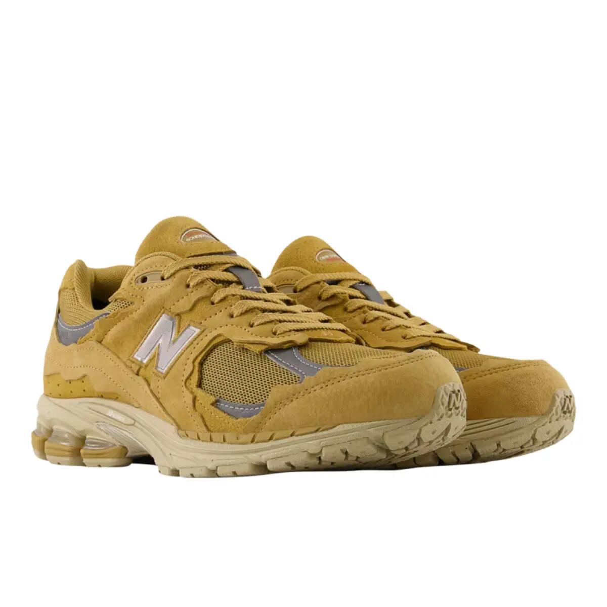 New Balance 2002R Gore-Tex Protection Pack Stucco 4/6