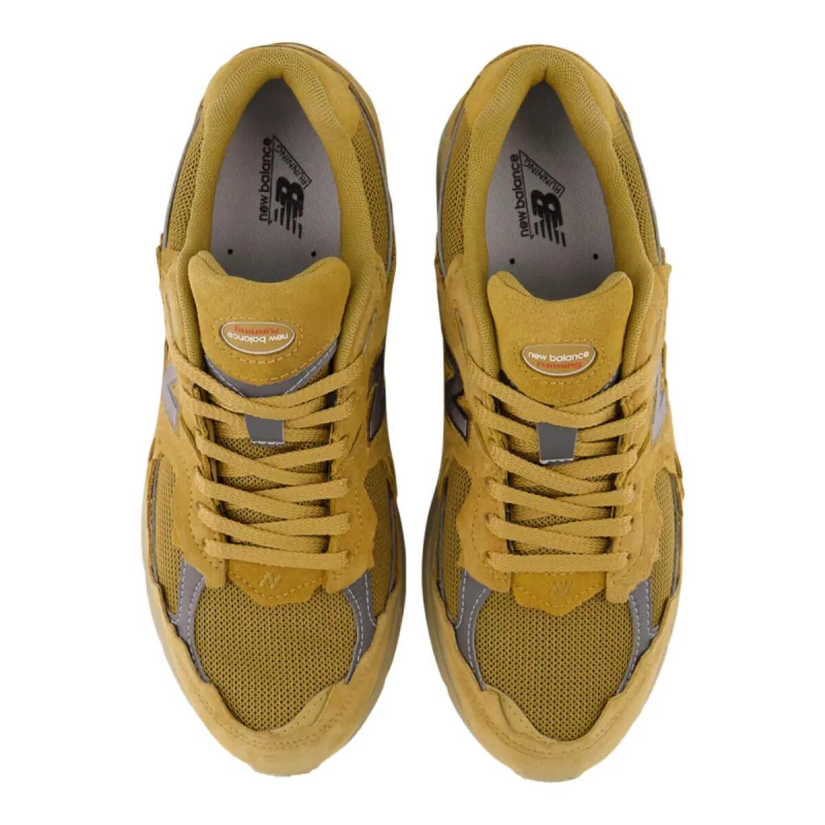 New Balance 2002R Gore-Tex Protection Pack Stucco 3/6