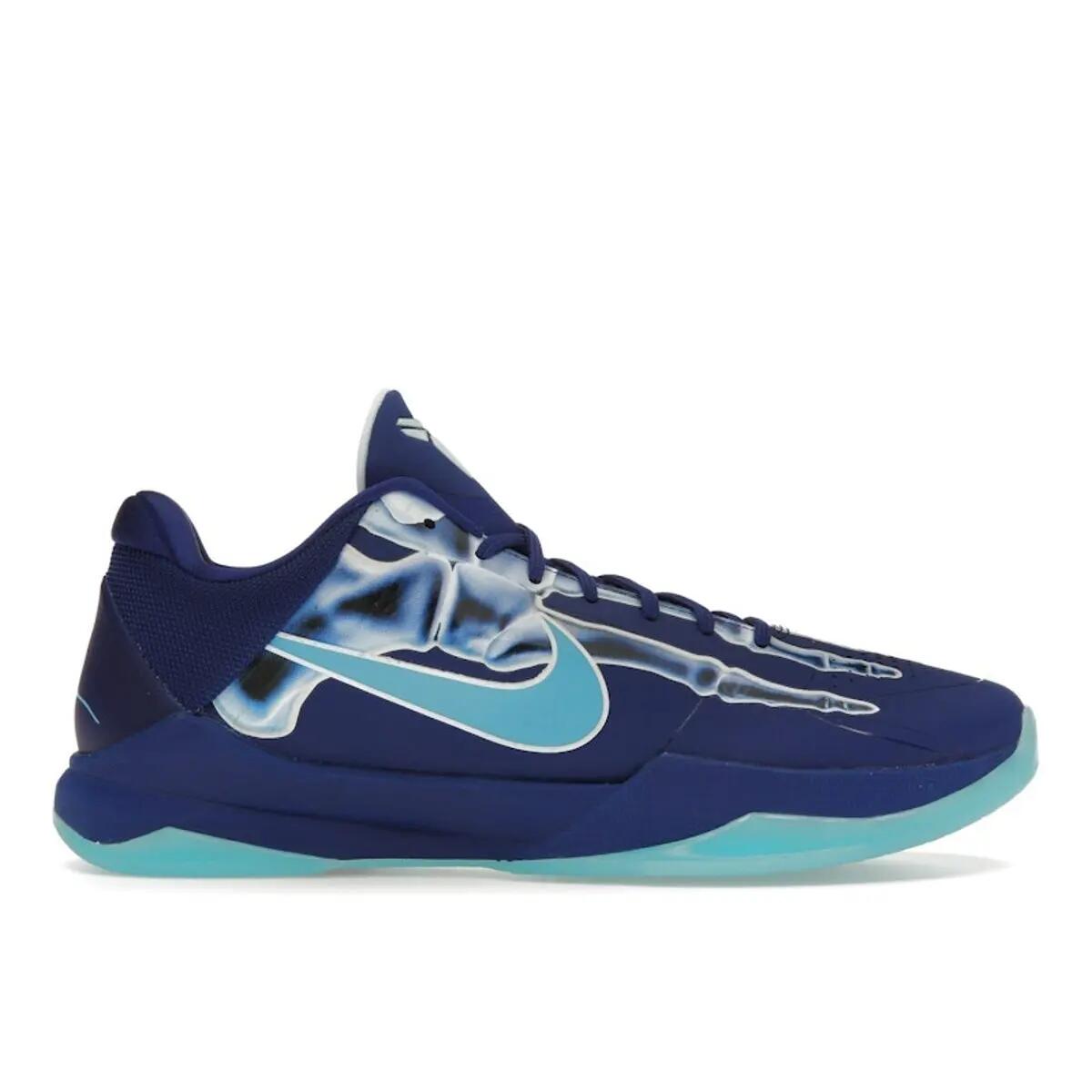 NIKE picture