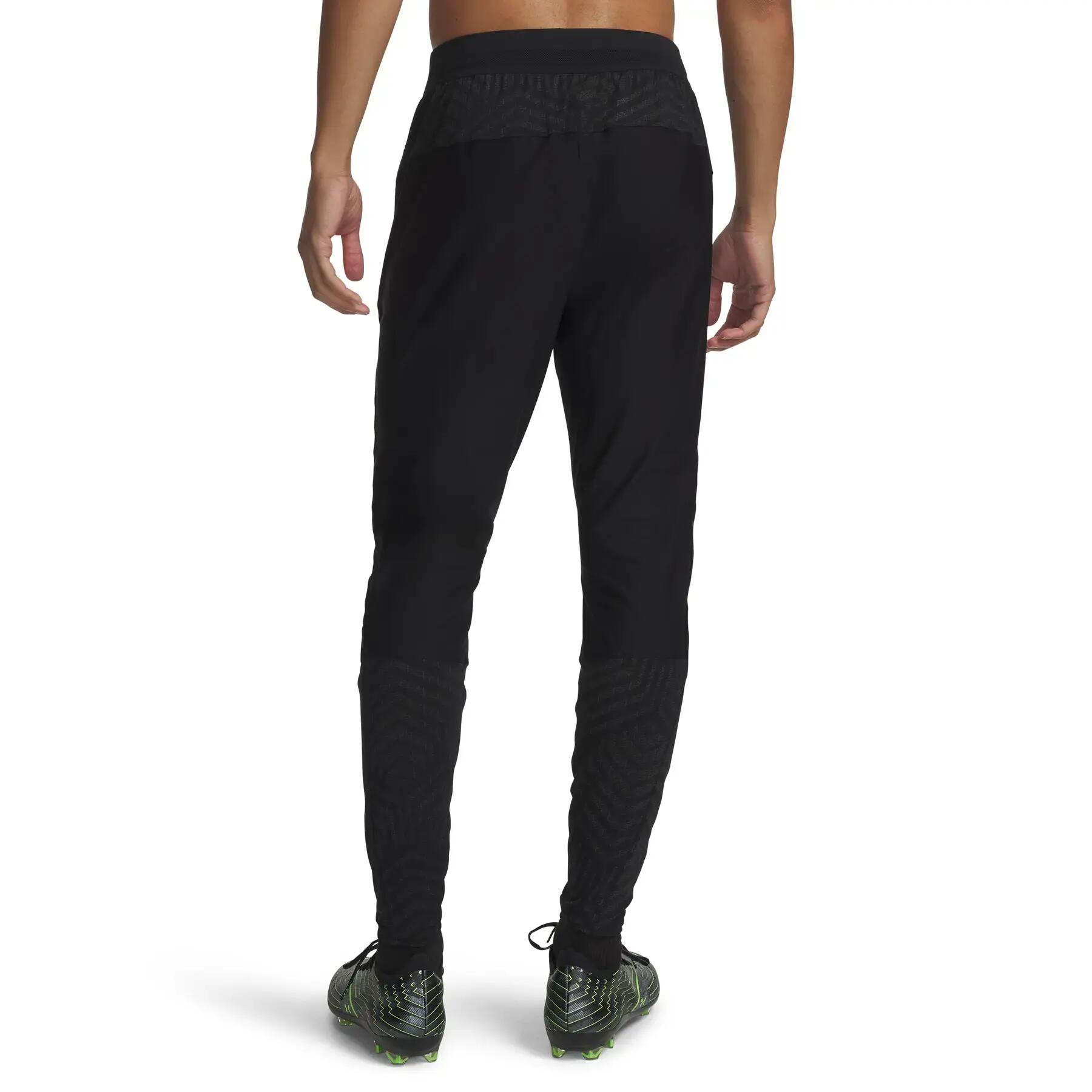 Pantalon de survêtement Under Armour Challenger Pro 2/4