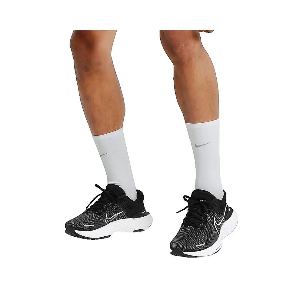 Zapatillas de correr Nike ZoomX Invincible Run Flyknit 2 Negro 2/3