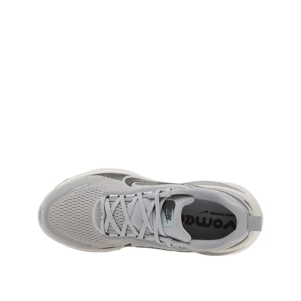 Nike Vomero 18 Lauf Schuhe Grau 3/6