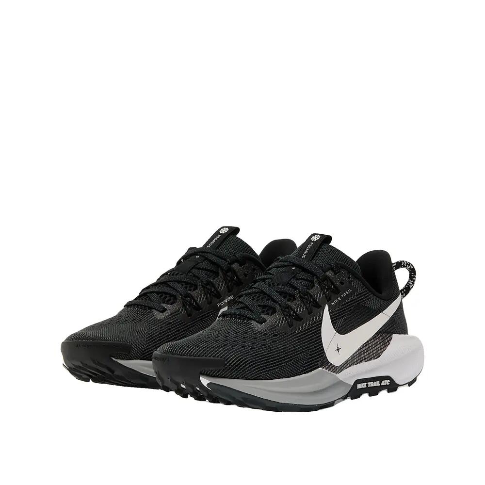 Calçado de trilha Nike Pegasus Trail 5 Preto/Branco 5/6