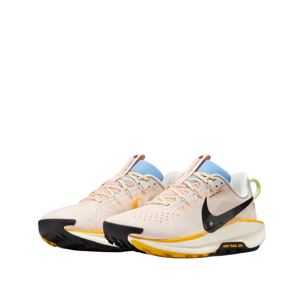 Nike React Pegasus Trail 5 Phantom Washed Coral University Gold Black (Women's) — foto 2