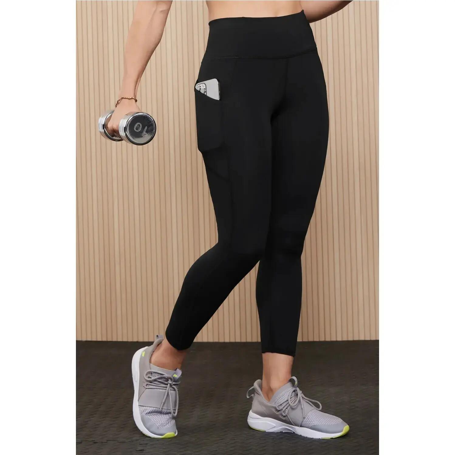 FABLETICS picture