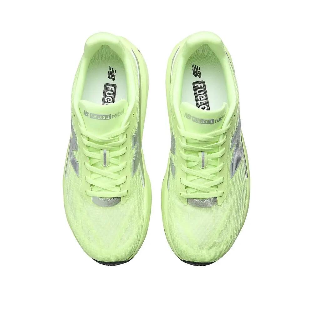 Zapatos de running New Balance FuelCell Rebel v5 Verdes 2/3