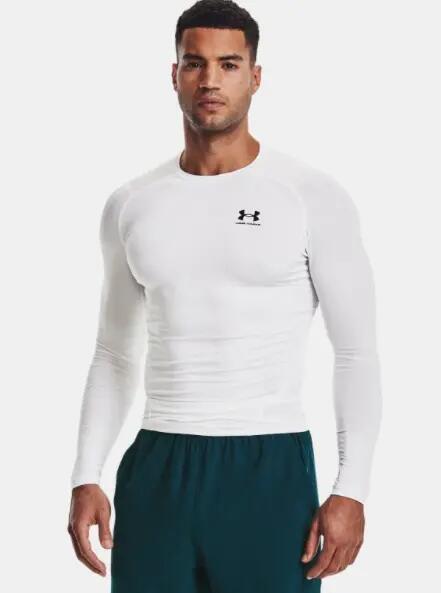 UNDER ARMOUR picture