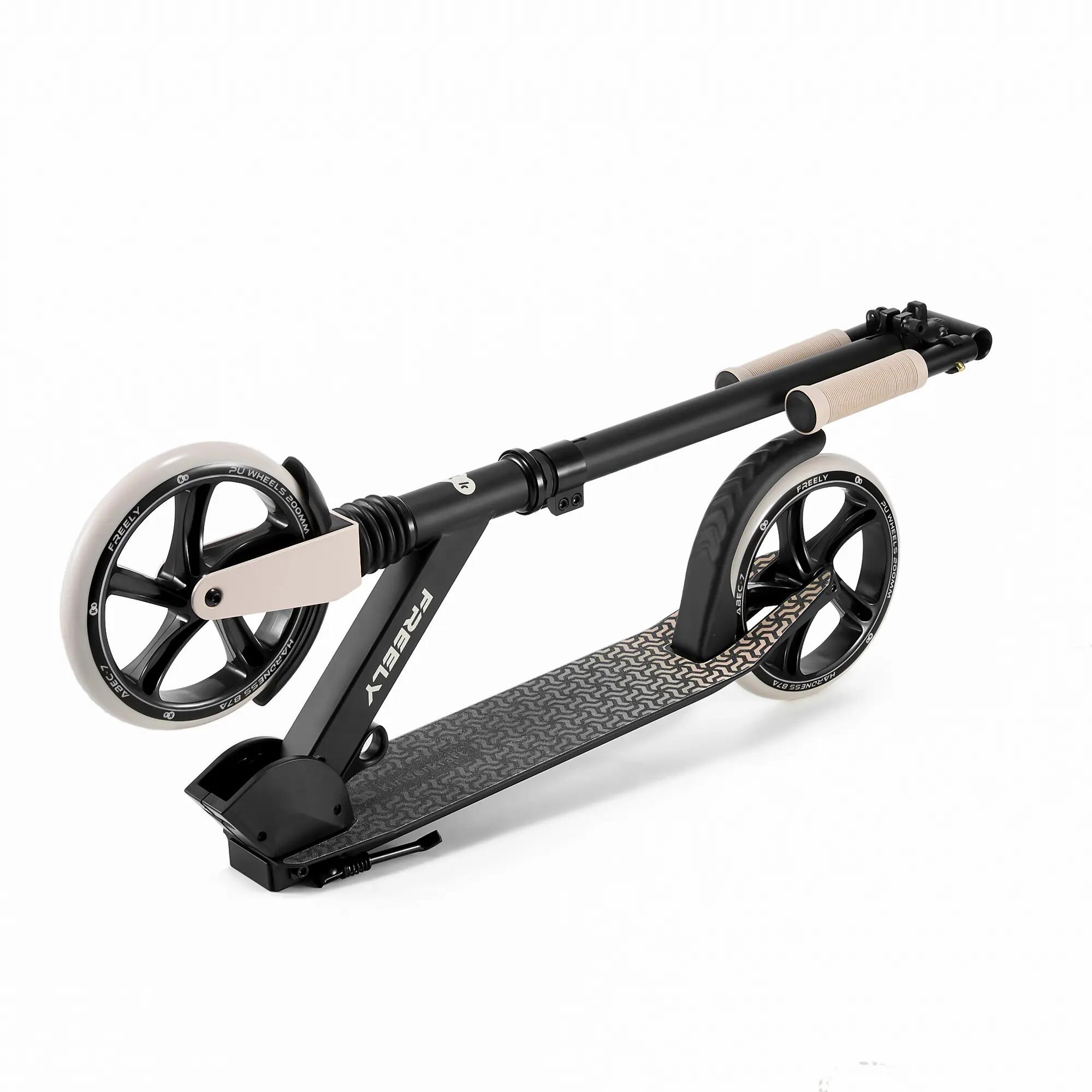 Scuter Kinderkraft FREELY BEJ 9/9
