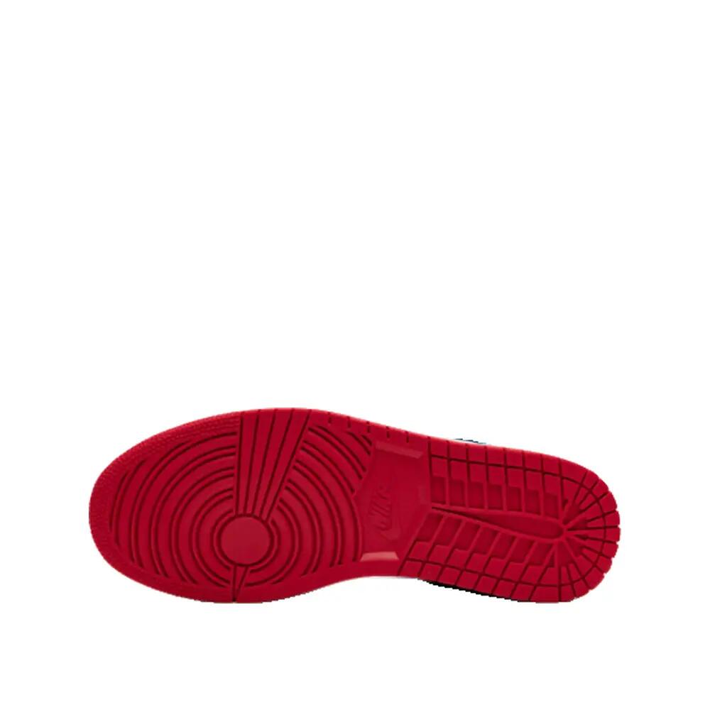 Jordan 1 Retro High NC to Chi (Women's) 4/7