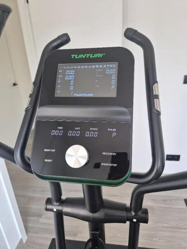 Tussen Particulieren - Tunturi Signature C60-R Crosstrainer 3/6