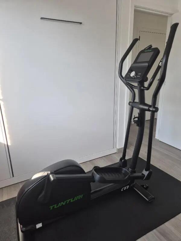 Tussen Particulieren - Tunturi Signature C60-R Crosstrainer 2/6