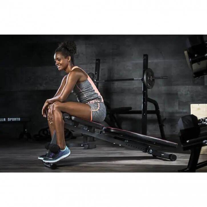 Banco Abdominales Gorilla Sports Negro y Rojo Capacidad de Carga 220 Kg 10/11