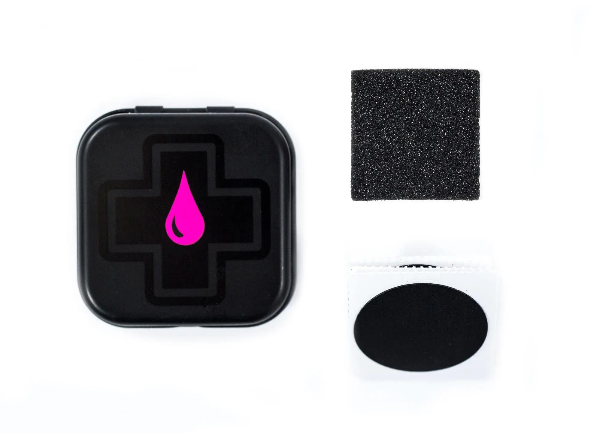 Muc-Off Repair box Glueless Puncture Repair Patches and Tin 4/6